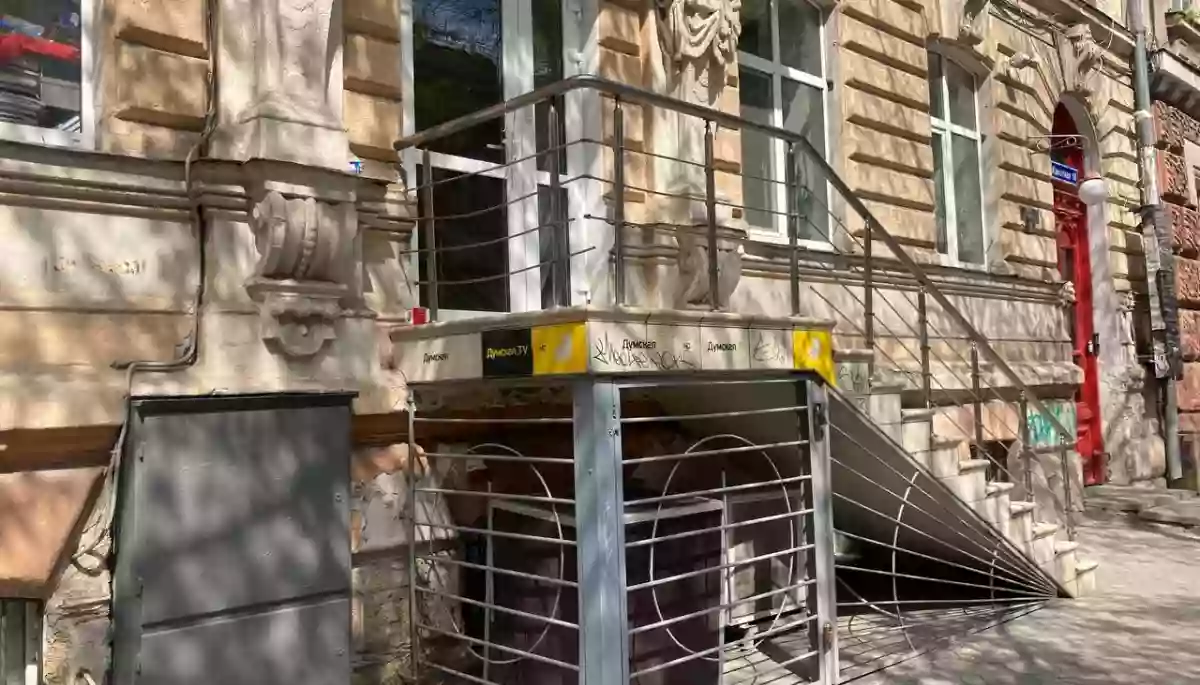 Правоохоронці провели обшук у редакції одеського видання &laquo;Думська&raquo; (ВІДЕО)