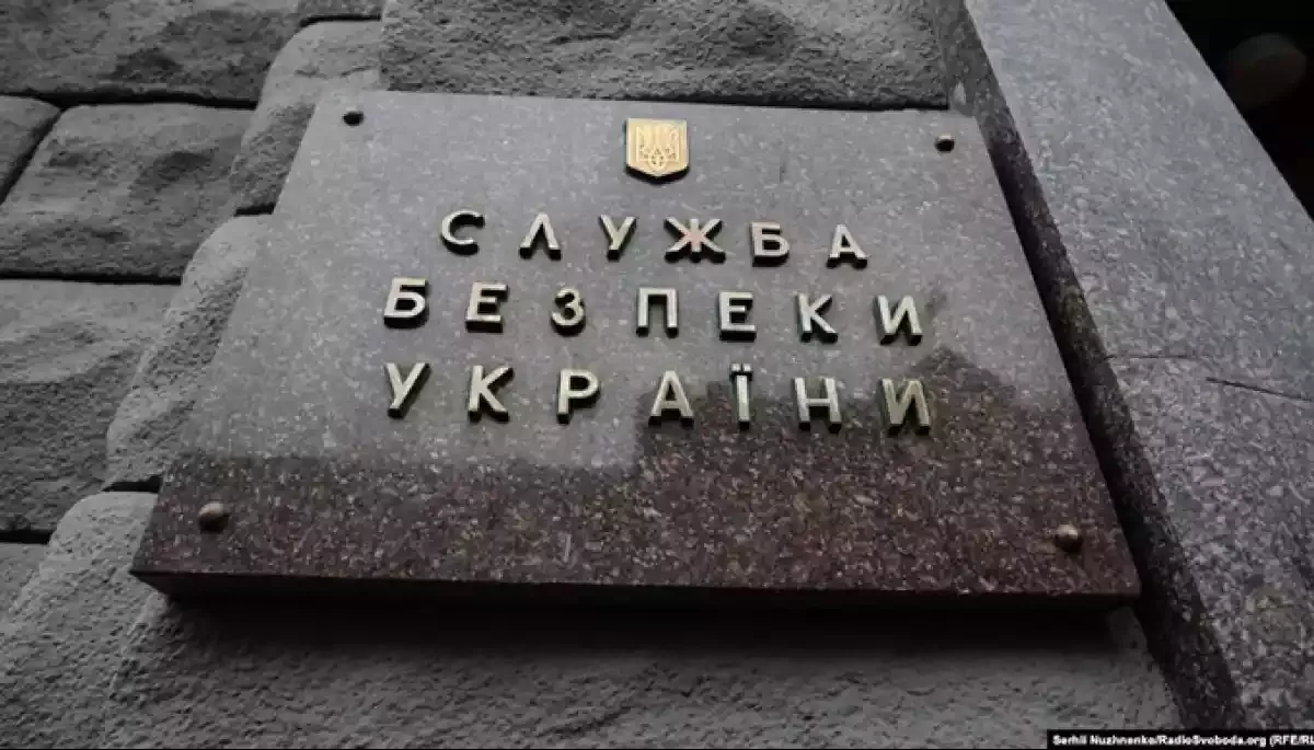 СБУ затримала мешканку Ізюма, яка під час окупації поширювала пропагандистську пресу з Росії