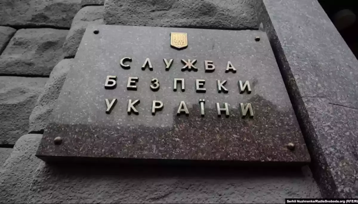 СБУ затримала мешканку Ізюма, яка під час окупації поширювала пропагандистську пресу з Росії