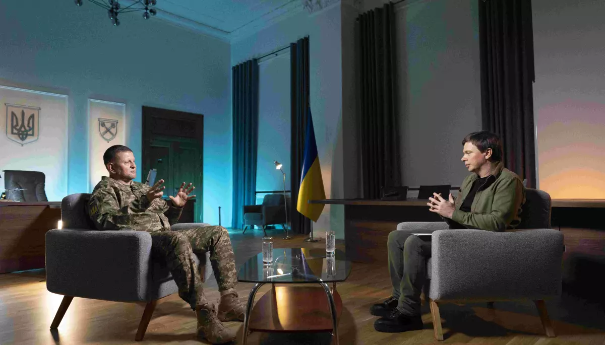 Головнокомандувач ЗСУ Валерій Залужний дав перше відеоінтерв'ю для спецпроєкту Дмитра Комарова «Рік. За кадром»