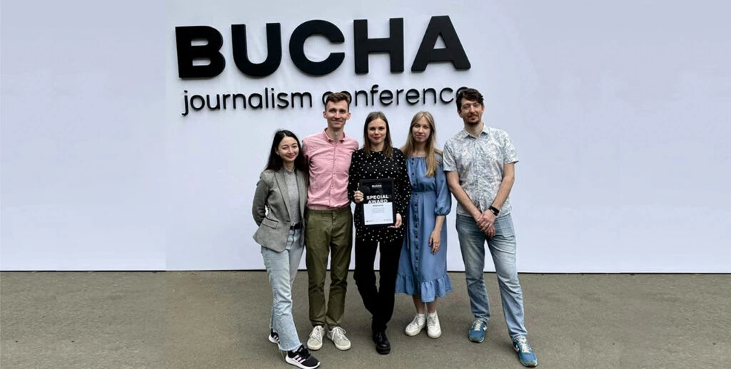 Розслідування «Слідства.Інфо» про викрадених росіянами українських дівчат отримало нагороду від Bucha Journalism Conference
