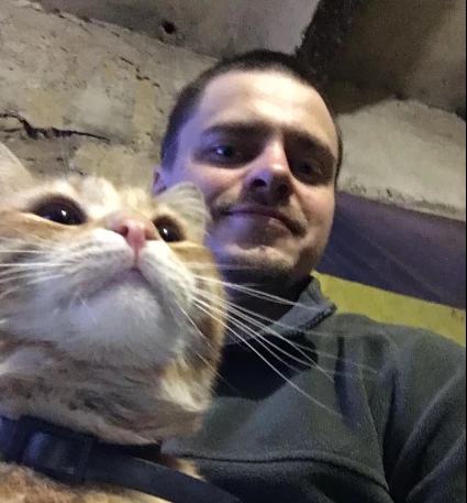 На фронті загинув військовий, львівський журналіст і активіст Віктор Петров