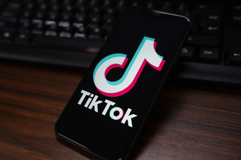 ТікТок став новим рупором зради