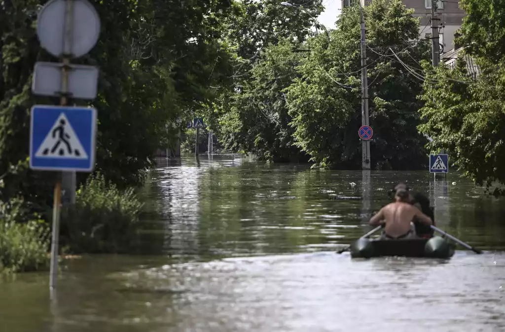 Їх змило? Разом із водою від прориву каховської греблі? Про стандарти західних медіа