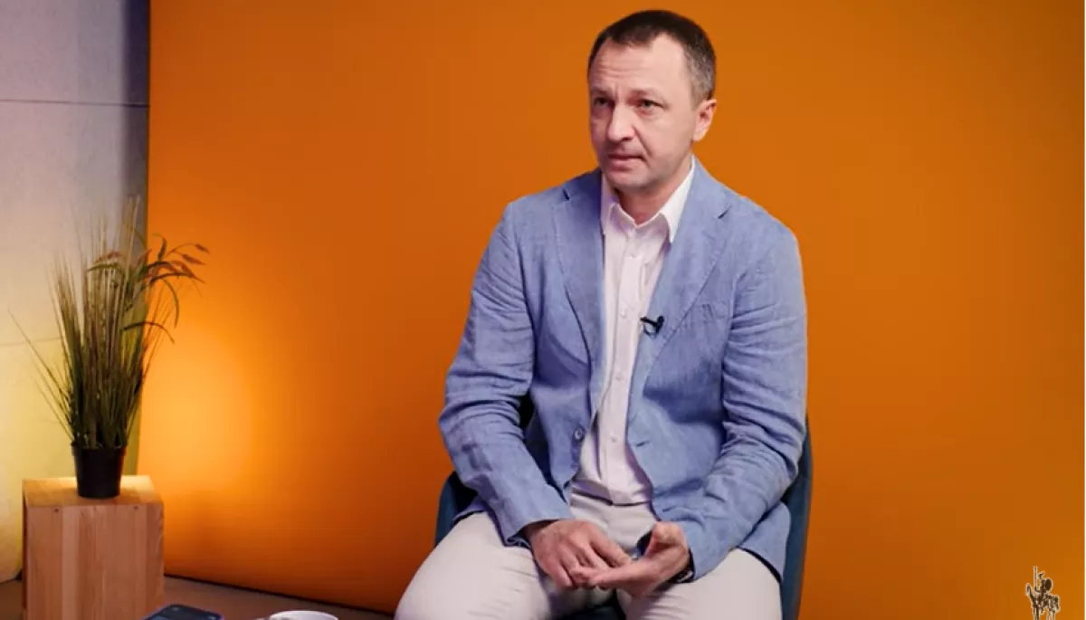 Мовний омбудсман повідомив, що нардепу Бужанському не загрожуватиме штраф за відмову говорити українською в ефірі