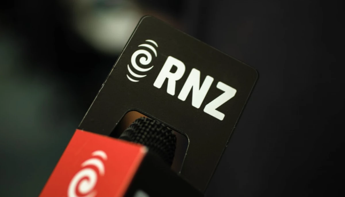 «Радіо Нової Зеландії» звільнило співробітника, який понад рік додавав до новин про Україну проросійські наративи