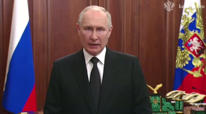 Путін у своєму зверненні заявив про збройний заколот і назвав дії найманців ПВК &laquo;Вагнер&raquo; &laquo;ударом у спину&raquo;