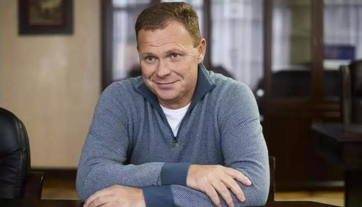 Bihus.Info: Голова &laquo;Київміськбуду&raquo; виїхав з України за довідкою про інвалідність, щоб підкорити Еверест