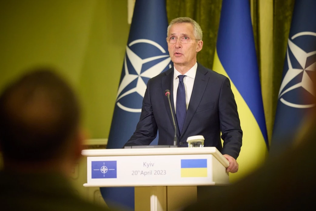 Зеленський приїде на саміт НАТО у Вільнюсі, &ndash; генсек Альянсу