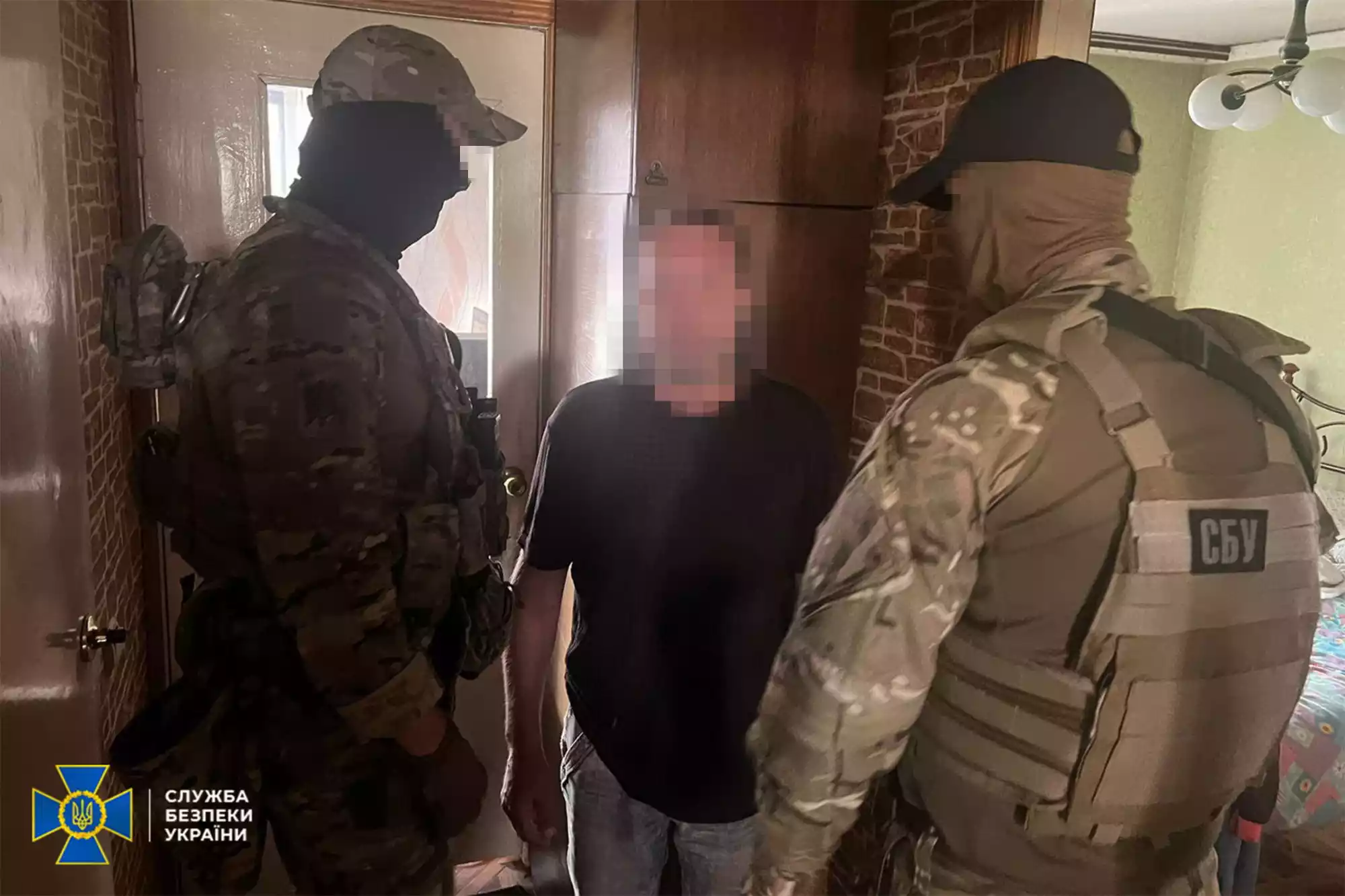 На Донеччині затримали інформатора, який «зливав» ворогу маршрути та кількість техніки українських Сил оборони