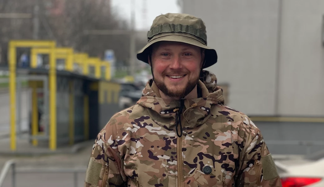 На фронті зазнав поранення телеоператор і військовий Євген Єщенко
