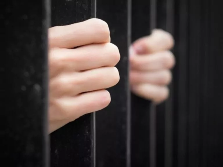 Ворожа інформаторка з Донецької області, яка коригувала російські повітряні атаки, отримала реальний термін