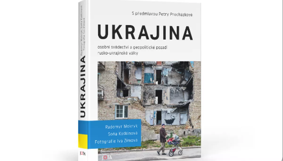 У Чехії видали книгу про повномасштабну війну в Україні, яку Соня Кошкіна написала у співавторстві з істориком Радомиром Мокриком