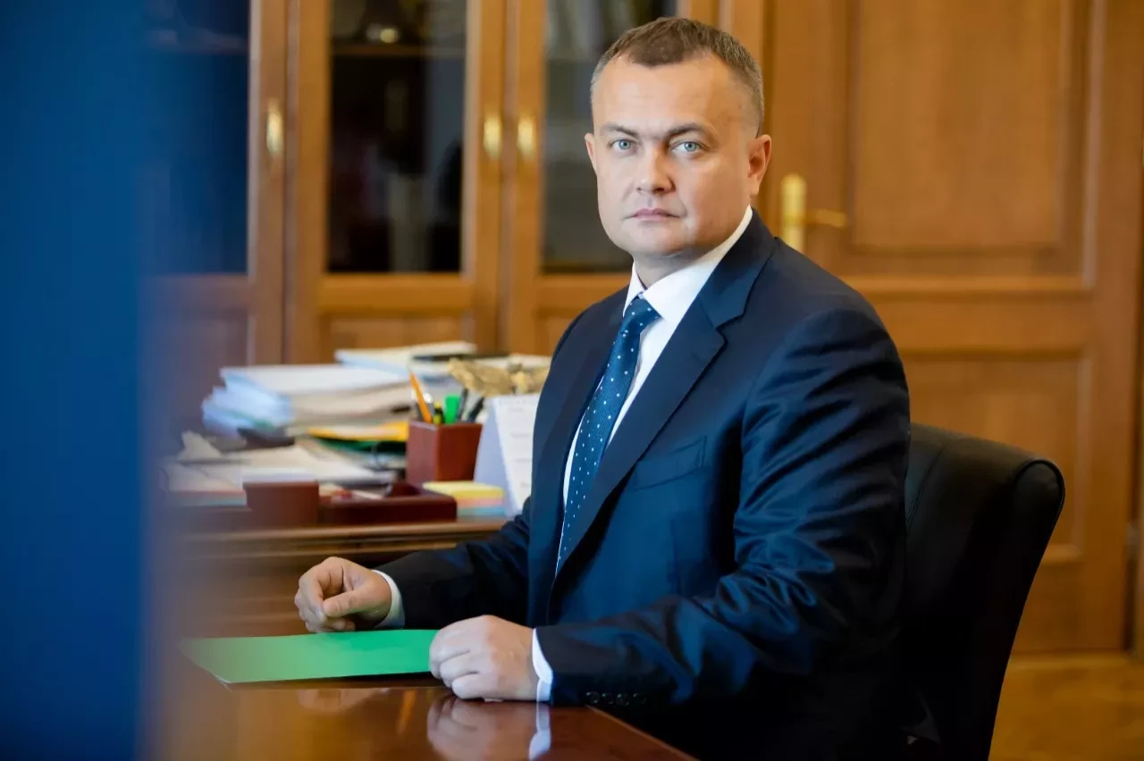 Нардепу Арістову, який відпочивав на Мальдівах, повідомили про підозру