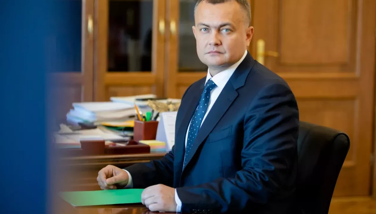 Нардепу Арістову, який відпочивав на Мальдівах, повідомили про підозру