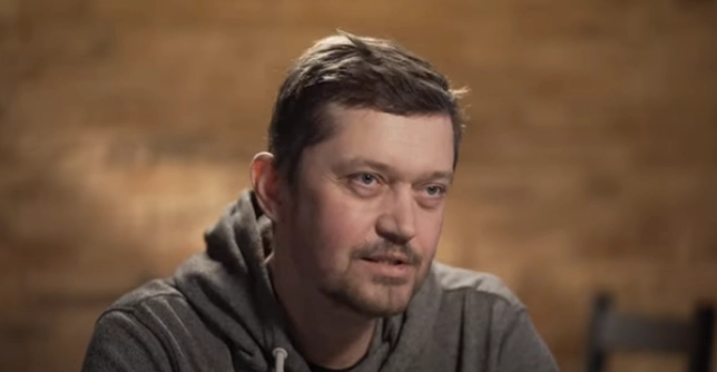 &laquo;Україна перемогла у цій війні, але, на жаль, програла власне суспільство&raquo;: Валентин Васянович знімає новий фільм &laquo;За перемогу&raquo;