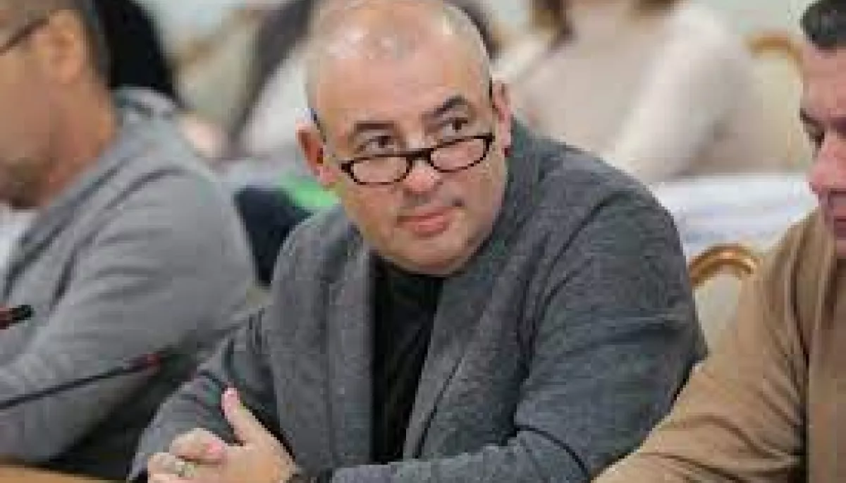 &laquo;Живем в Майами, говорим по-русски&raquo;. Член ЦВК Юрій Буглак за півтора року дистанційної роботи зі США отримав 1,5 млн з держбюджету України