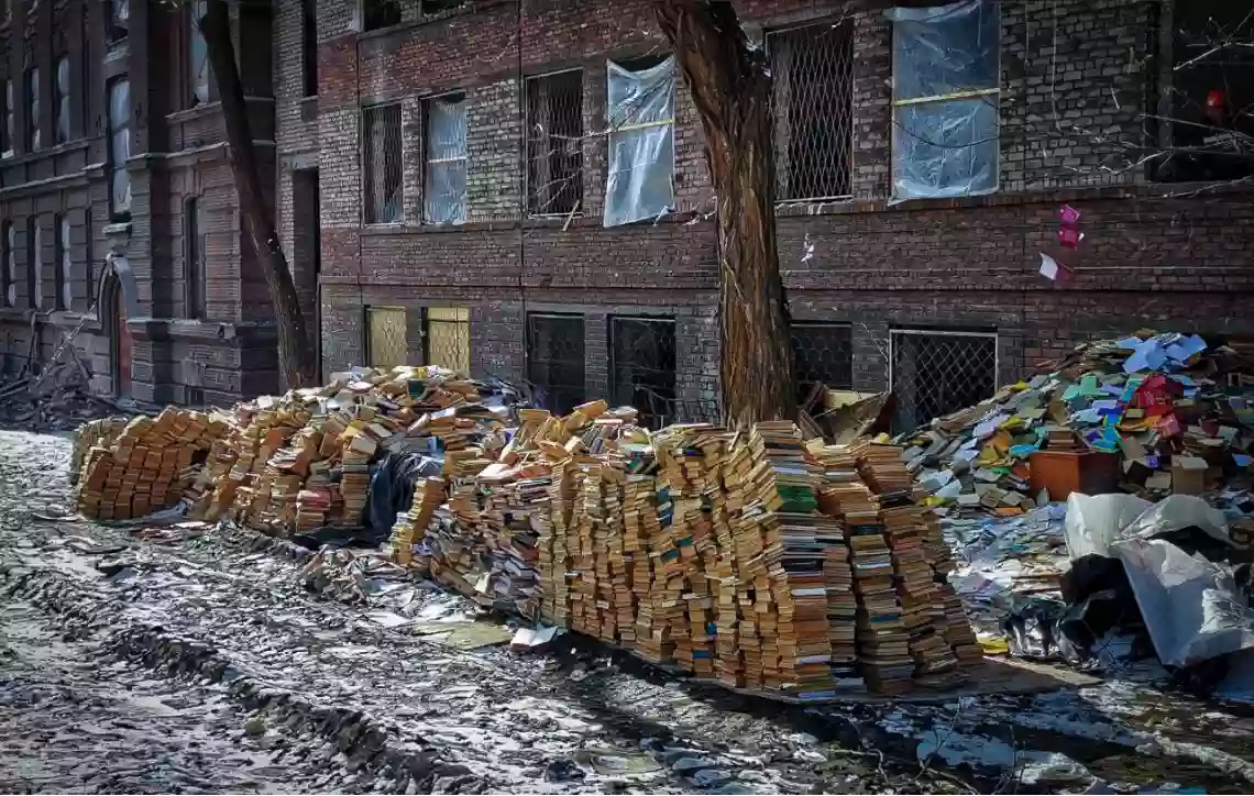 СБУ висунула підозру 18 освітянам, які допомагають ворогу русифікувати заклади освіти на Донеччині
