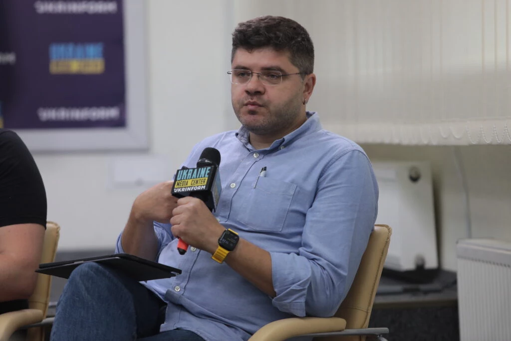 Корупція через фільтр ЗМІ: в Україні представили дослідження про те, як медіа та соцмережі висвітлюють корупційні теми