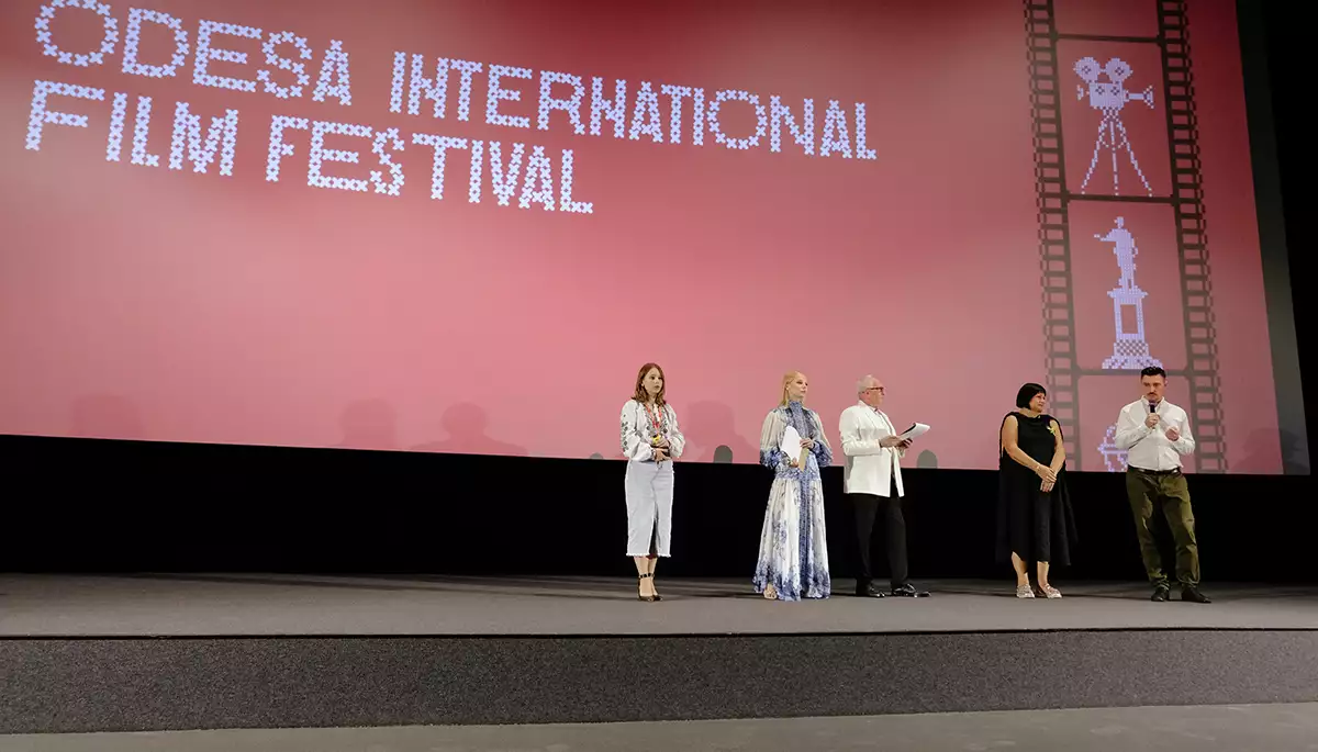 Чорний хідник, хвилина мовчання, фільми про ціну свободи: в Чернівцях розпочався 14-й Одеський кінофестиваль