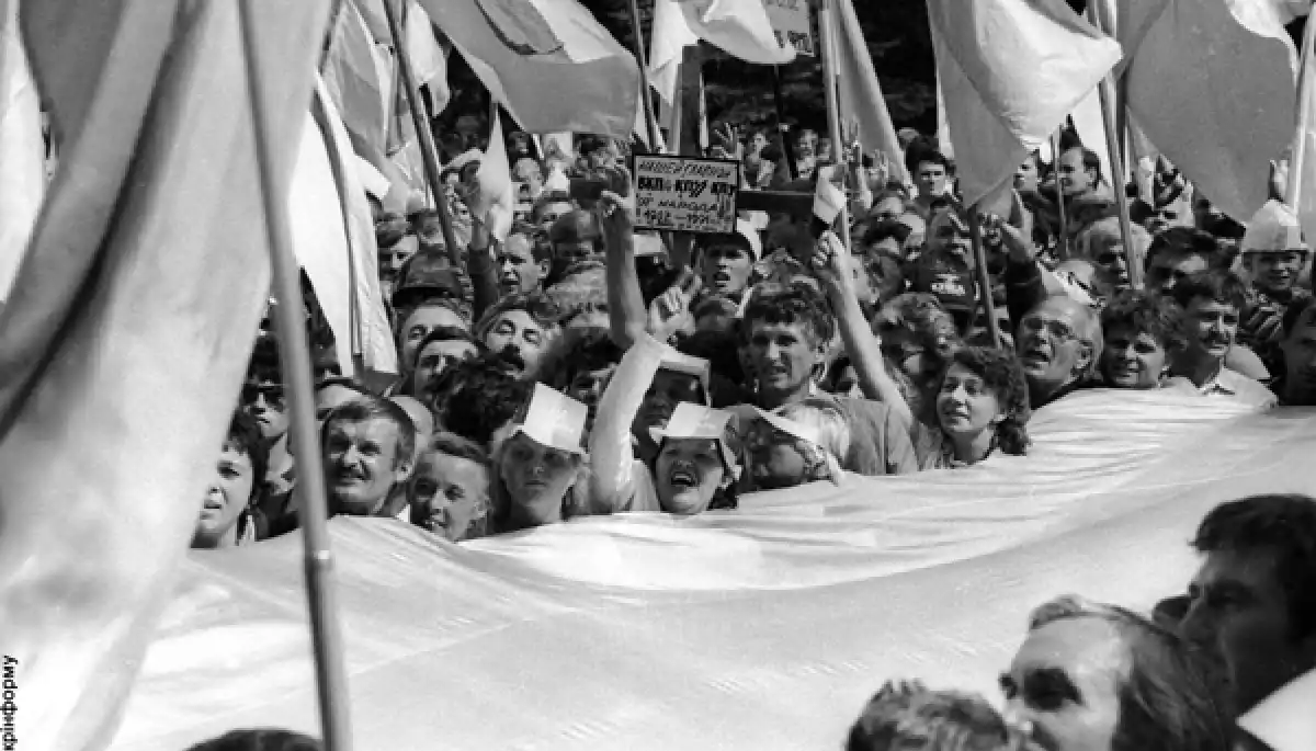 «Він же у вас, у Криму, відпочиває!»: як Ольга Мусафірова шукала Горбачова під час путчу