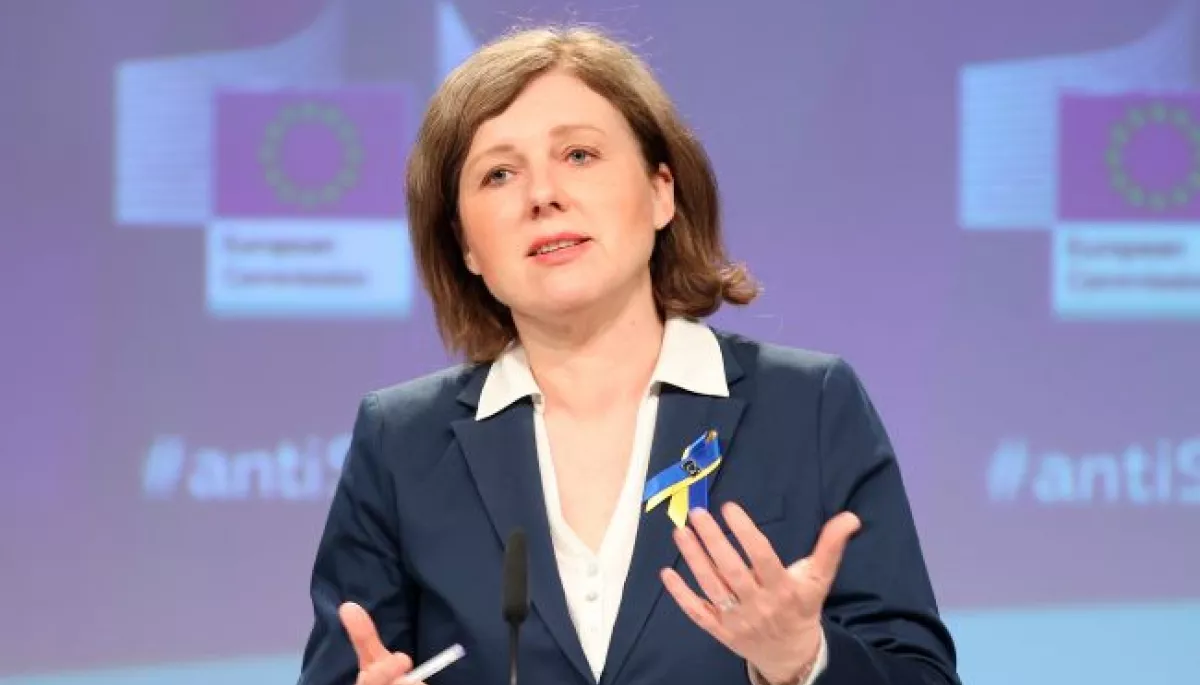 У Європі звинувачують Путіна у фальсифікації історії та дезінформації