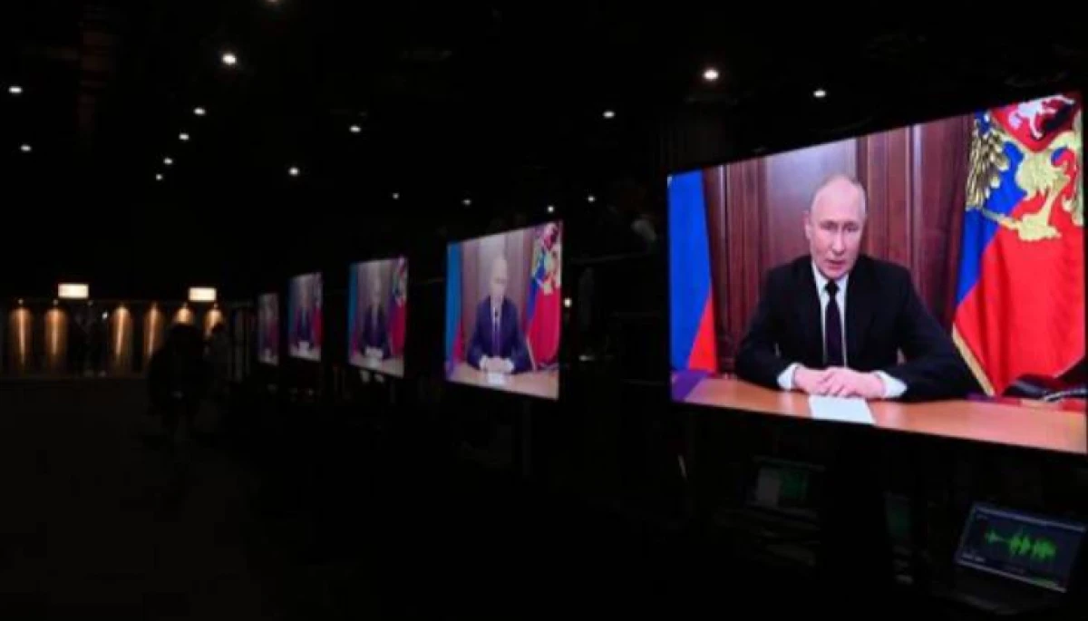 На саміті БРІКС Путін під час відеозв'язку говорив не своїм голосом