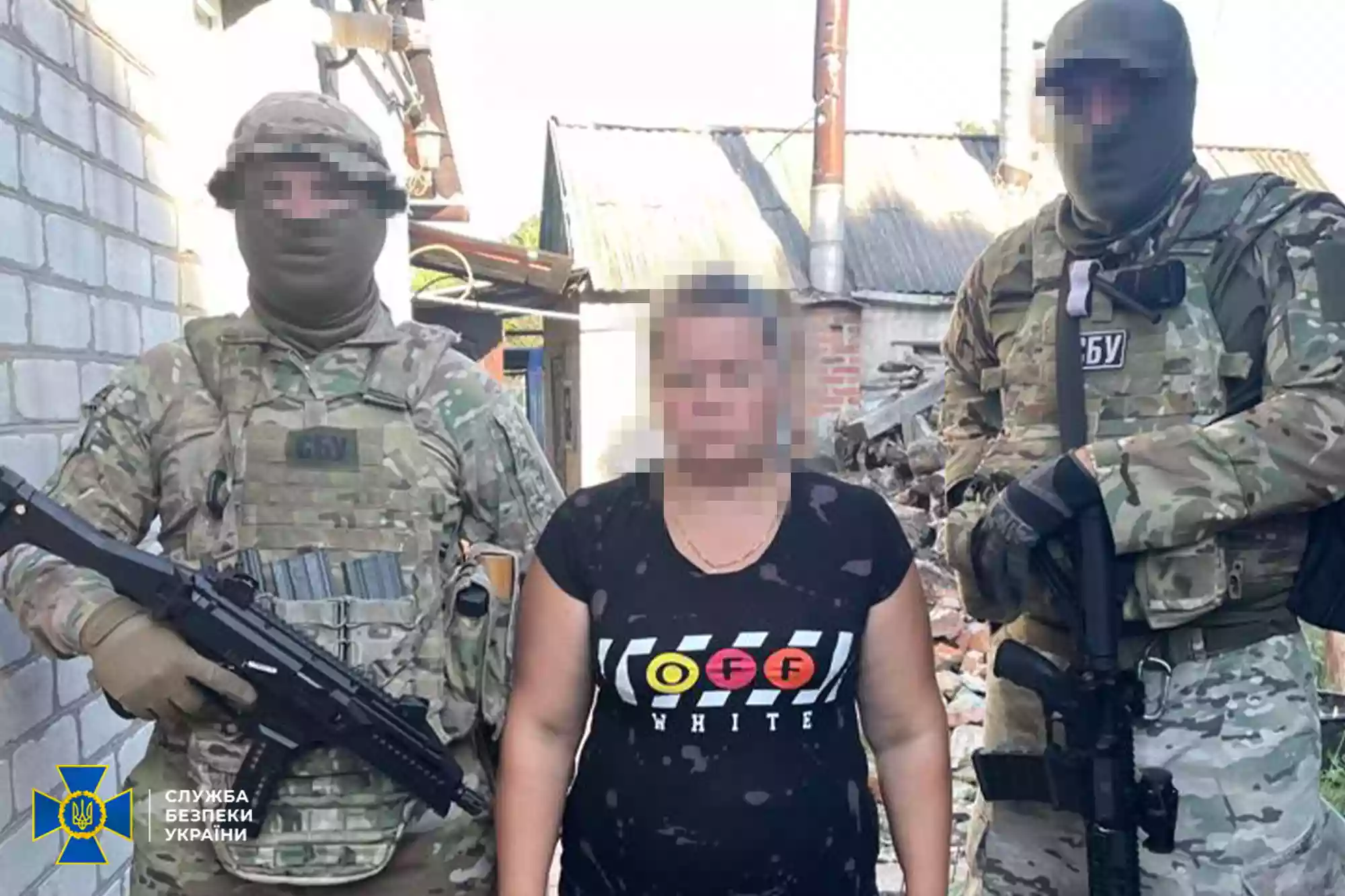 Контррозвідники СБУ затримали шкільну вчительку з Краматорська, яка передавала росіянам дані про дислокацію Сил оборони на Донеччині