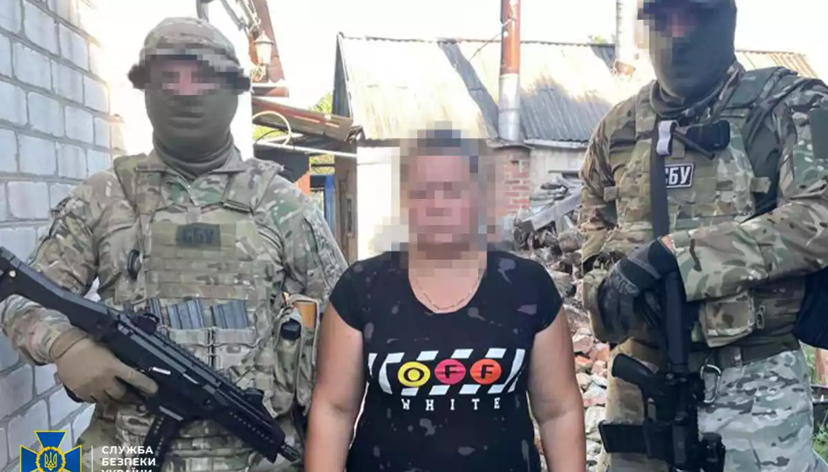 Контррозвідники СБУ затримали шкільну вчительку з Краматорська, яка передавала росіянам дані про дислокацію Сил оборони на Донеччині