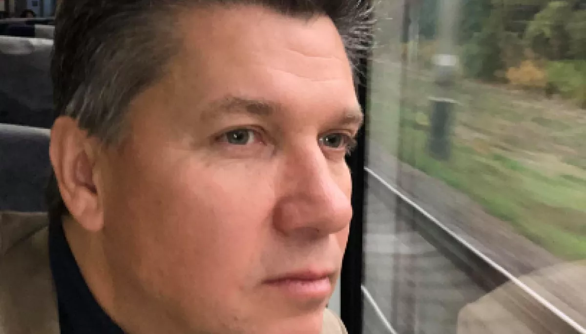 &laquo;Слідство.Інфо&raquo;: нинішній очільник МКІП Ростислав Карандєєв був за кермом напідпитку, потрапляв у ДТП і не задекларував авто