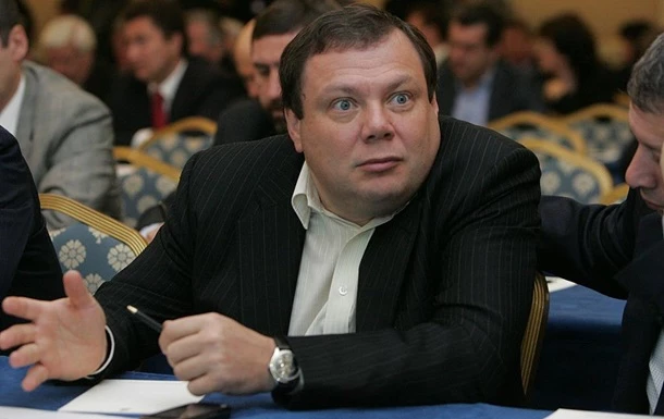 Російський олігарх Фрідман відмовився назвати Путіна воєнним злочинцем
