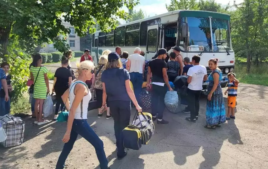 В інформпросторі ТОТ Донеччини фіксується невдоволення місцевих жителів, які погодилися виїхати до Росії