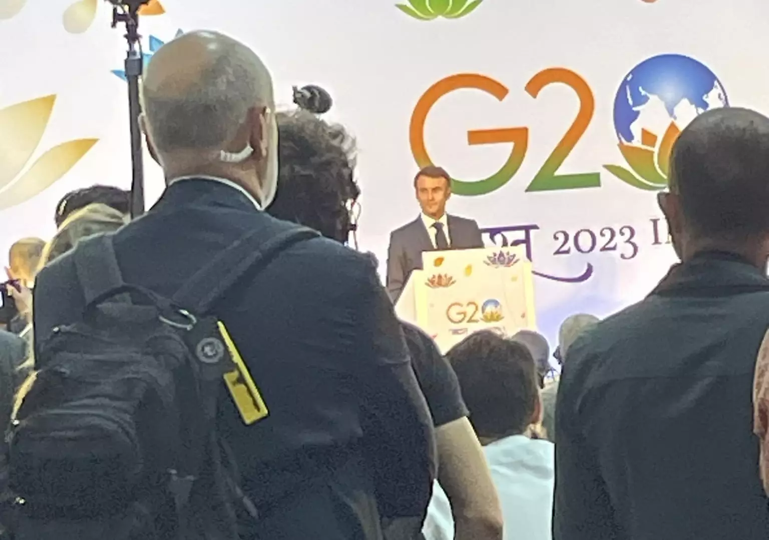 Російську пропагандистку не пустили на пресконференцію Макрона на саміті G20. МЗС РФ побачило в цьому «расову дискримінацію»