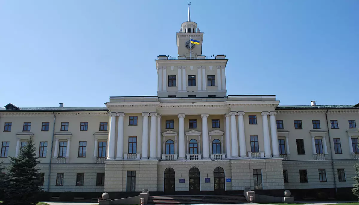 У Хмельницьку ОВА не пустили журналістів &laquo;Жар.Info&raquo;, які хотіли отримати коментар у посадовця