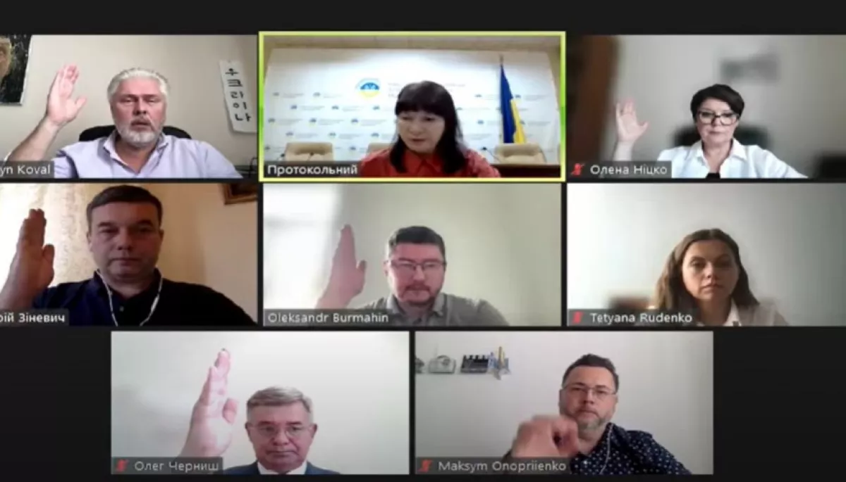 Окрім Megogo канал з лого &laquo;УПЛ ТБ&raquo; зареєструвала ще одна компанія