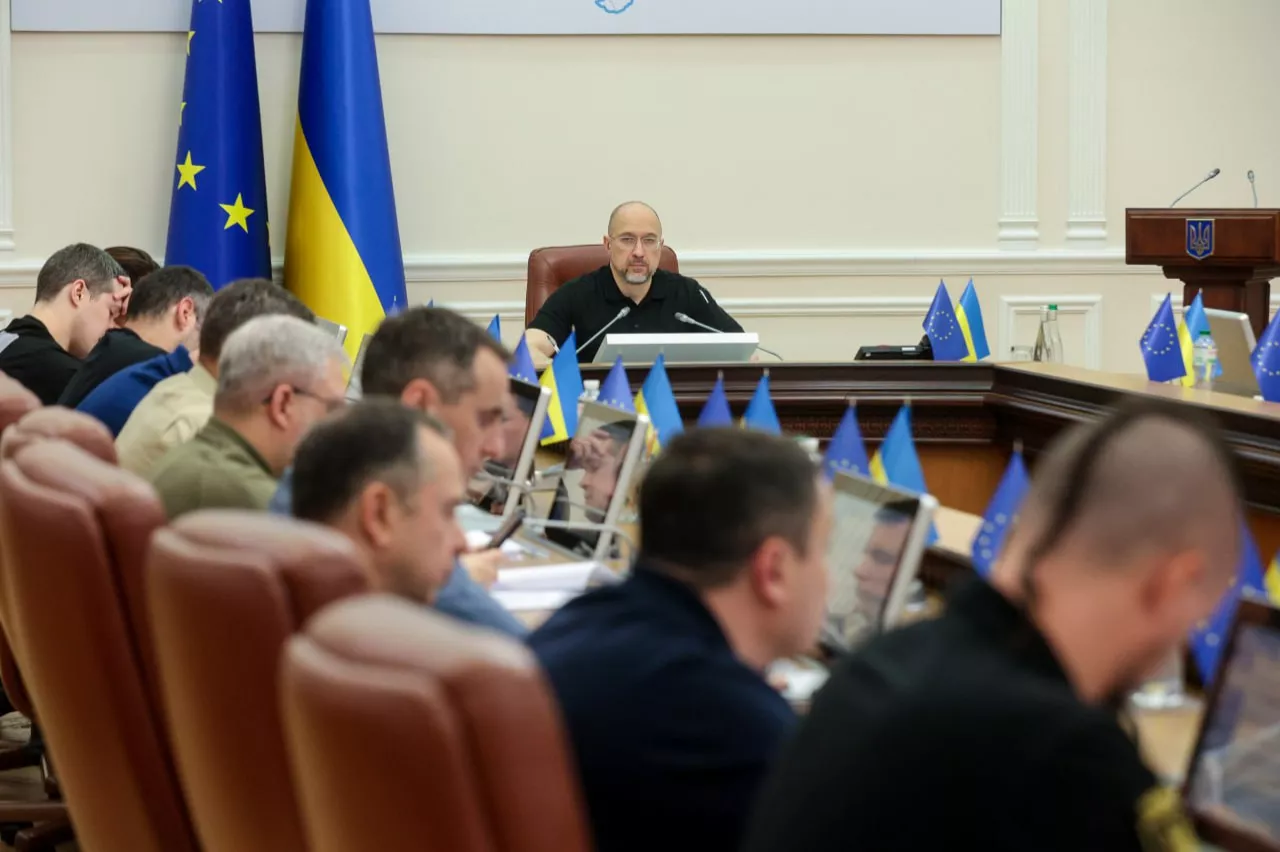 Телемарафон триватиме: Уряд заклав у проєкті бюджету на 2024 рік 1,7 млрд грн на фінансування іномовлення, каналу &laquo;Рада&raquo; та &laquo;Голосу України&raquo;