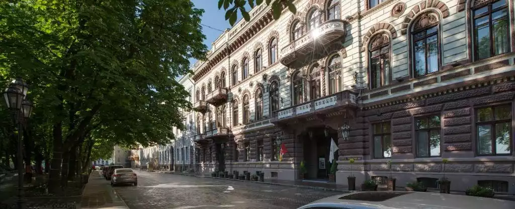 Через ракетну атаку росіян в Одесі пошкоджено 9 об'єктів в охоронній зоні ЮНЕСКО