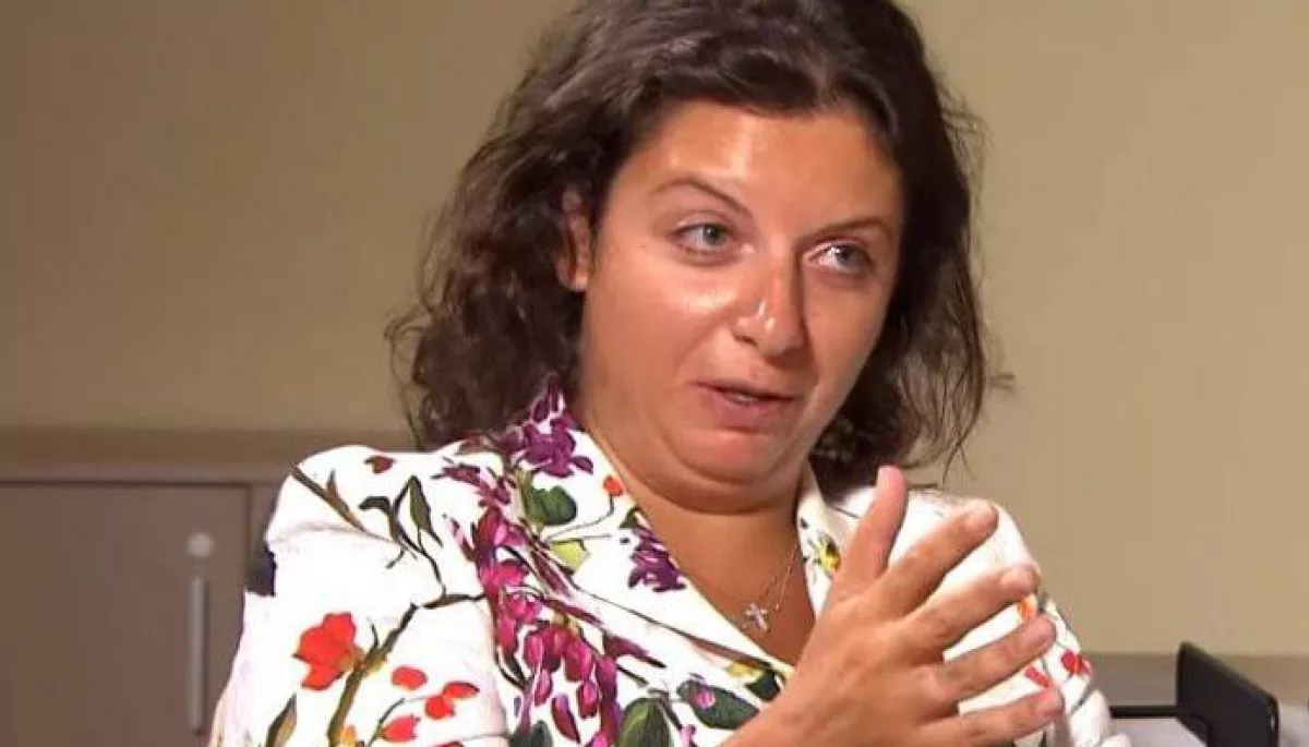 Пропагандистка Симоньян заявила про &laquo;безальтернативність ядерного ультиматуму&raquo; від РФ після того, як біля її &laquo;родового гнізда&raquo; в Адлері впав дрон