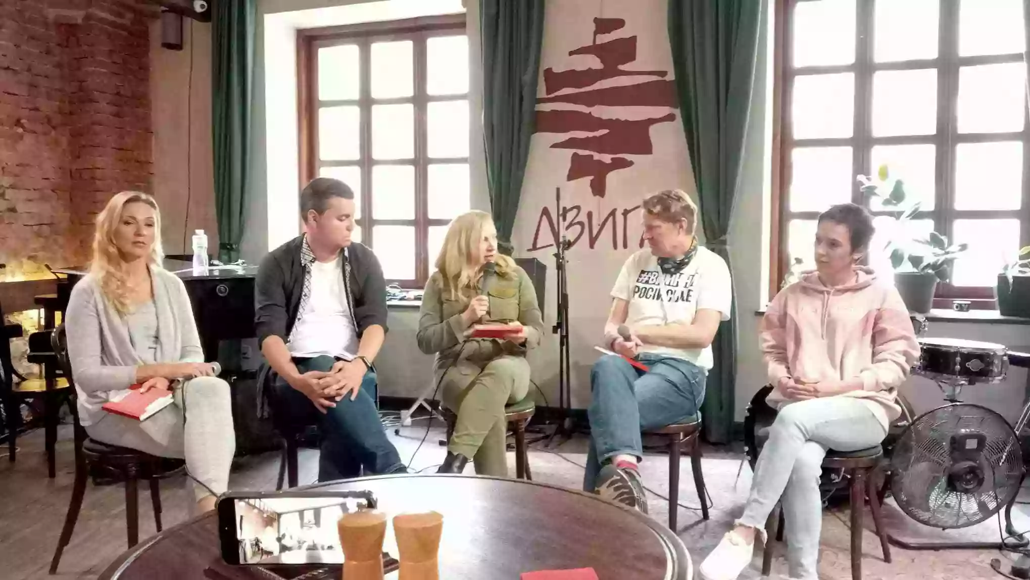У Львові презентували книгу &laquo;Моя війна&raquo;, до створення якої долучилися 16 журналістів