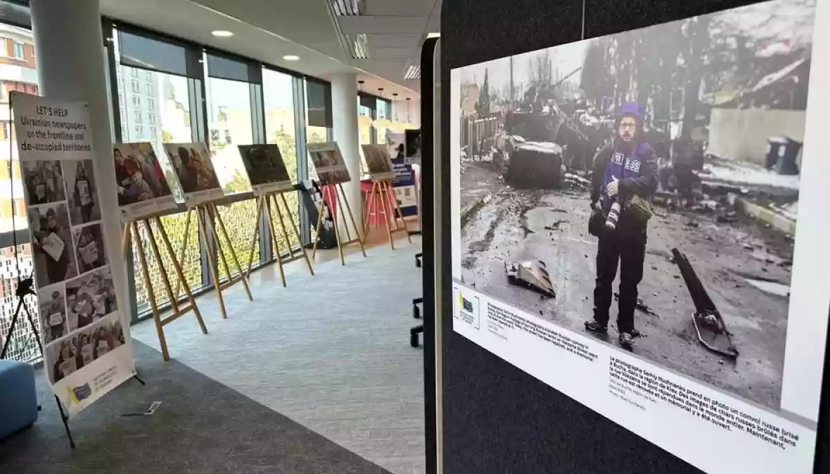 У Парижі відкрили виставку світлин «Україна: Журналісти в зонах бойових дій»