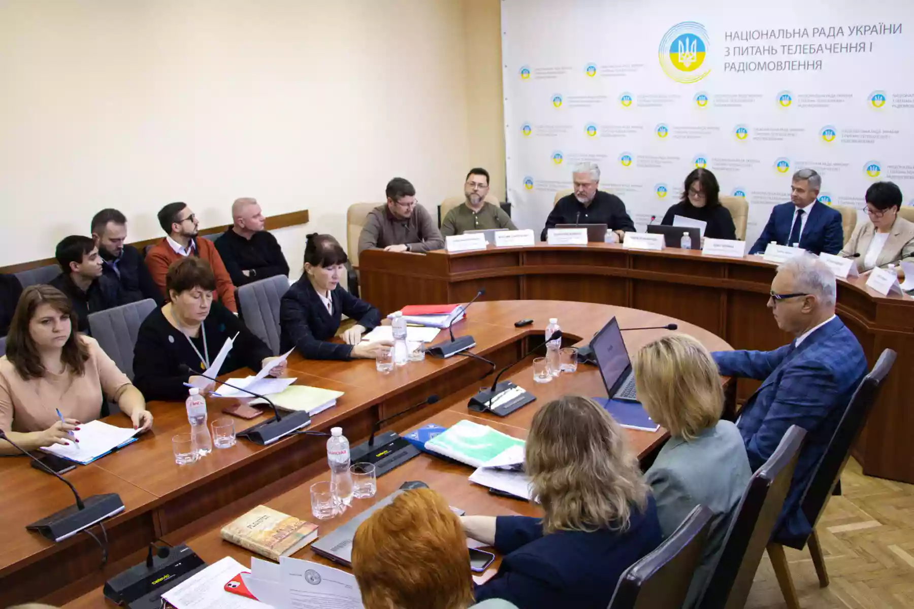 Нацрада зареєструвала OmegaTV, сайт і соцмережі «Еспресо» та ще 123 друкованих видання