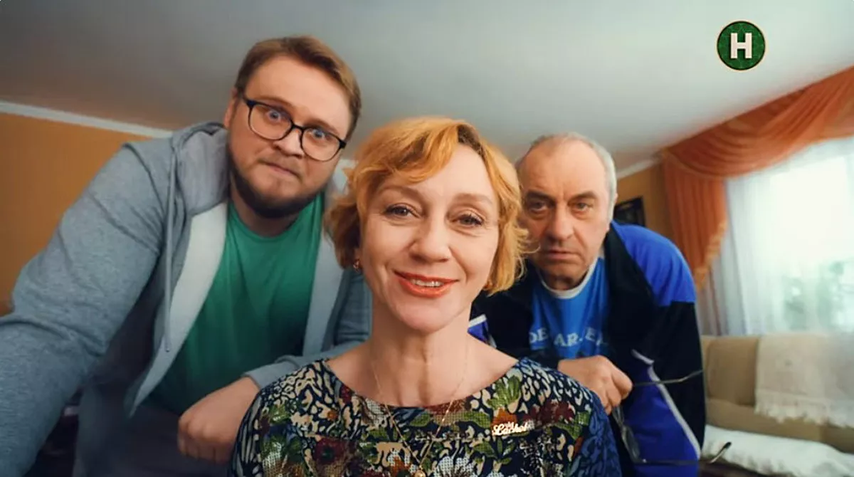 Прем’єра комедії «Зв’язок» на Новому, чергові епізоди «Сліпої» на СТБ, футбол і «Голос країни». Як дивилися телеканали 16–22 жовтня