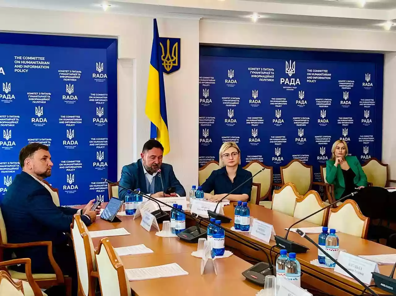 Комітет гуманітарної та інформполітики пропонує не забороняти ввозити і поширювати книжки росіян, які засудили агресію