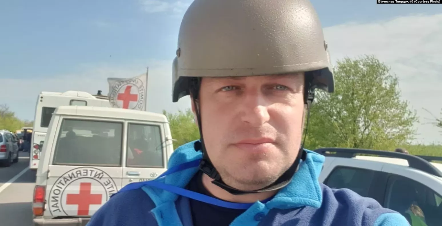 &laquo;Я живий. А ви живі?&raquo;. Як журналіст сповіщав маріупольців у блокаді і вивіз з міста безцінні кадри