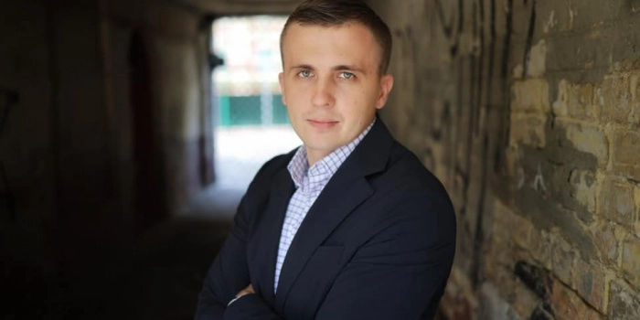 На журналіста &laquo;Української правди&raquo; Михайла Ткача здійснено напад біля ресторану &laquo;Тандир&raquo; у с. Козин Київської області