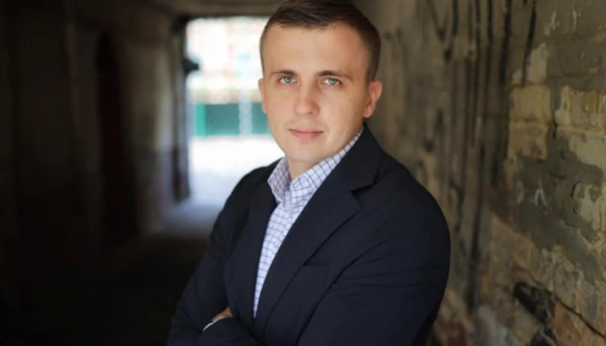 На журналіста &laquo;Української правди&raquo; Михайла Ткача здійснено напад біля ресторану &laquo;Тандир&raquo; у с. Козин Київської області