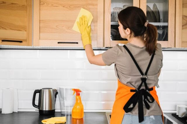 Майстерність у прибиранні: секрети професіоналів для бездоганної квартири