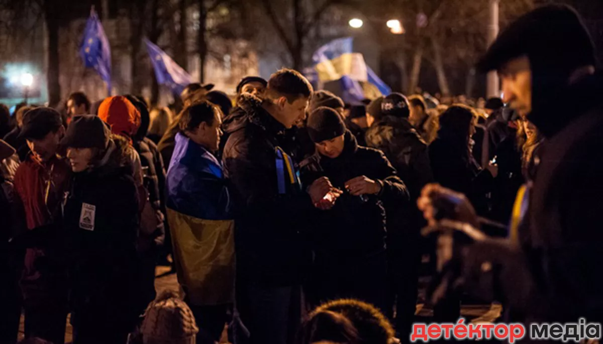 Ковток кави в листопаді