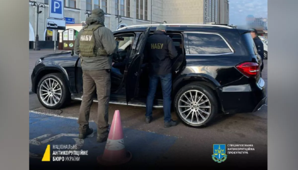Двох депутатів підозрюють у спробах підкупу голови Держагентства відновлення та розвитку інфраструктури Мустафи Найєма і віцепремʼєра Олександра Кубракова