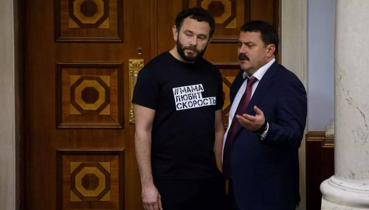 &laquo;Мама швидкість розлюбила&raquo;: Суд арештував майно Дубінського, квартири та авто його матері
